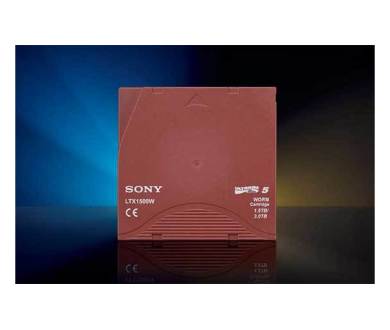 Une cassette magnétique de 185 To développée chez Sony