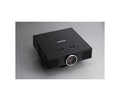 Panasonic officialise l'arrivée du PT-AE3000