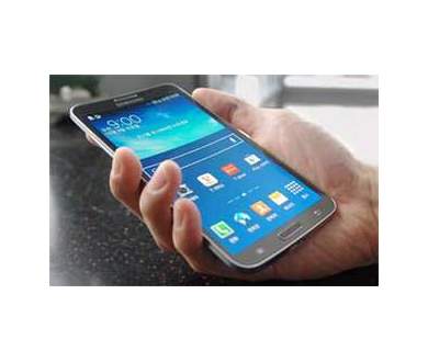 Samsung Galaxy Round : Un 1er smartphone Full-HD à écran incurvé