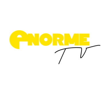 L’Enorme TV disponible en HD sur Freebox