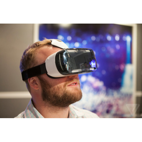 Une salle dédiée à la réalité virtuelle chez MK2 à Paris