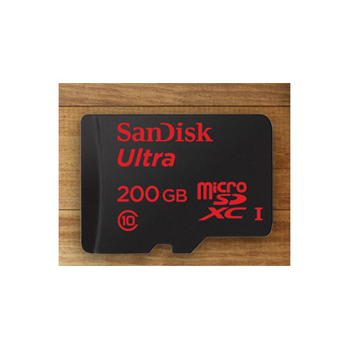 Nouveau record : Une carte microSD de 200 Go dévoilée chez SanDisk !