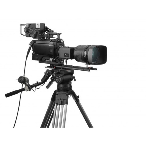 Sony dévoile l'UHC-8300 : Une caméra numérique dotée de trois capteurs 8K